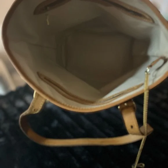AUTHENTIC w’ COA. Louis Vuitton Monogram bucket bag. - Picture 5 of 16